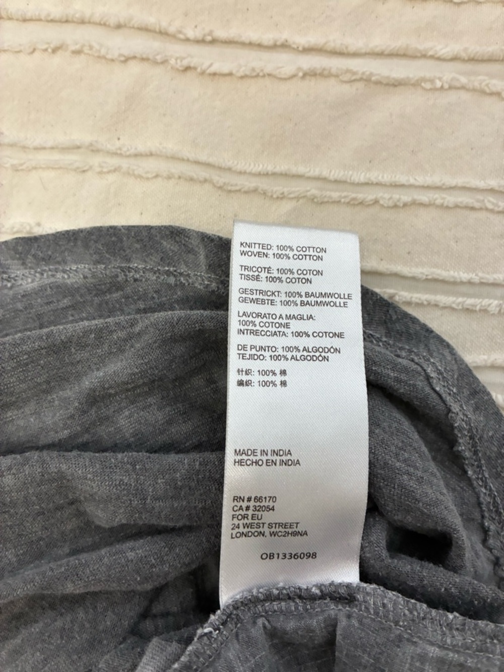 Pilcro Women's Gray Short-Sleeve Tee. Size small. Boho loose fit cotton - Picture 6 of 13